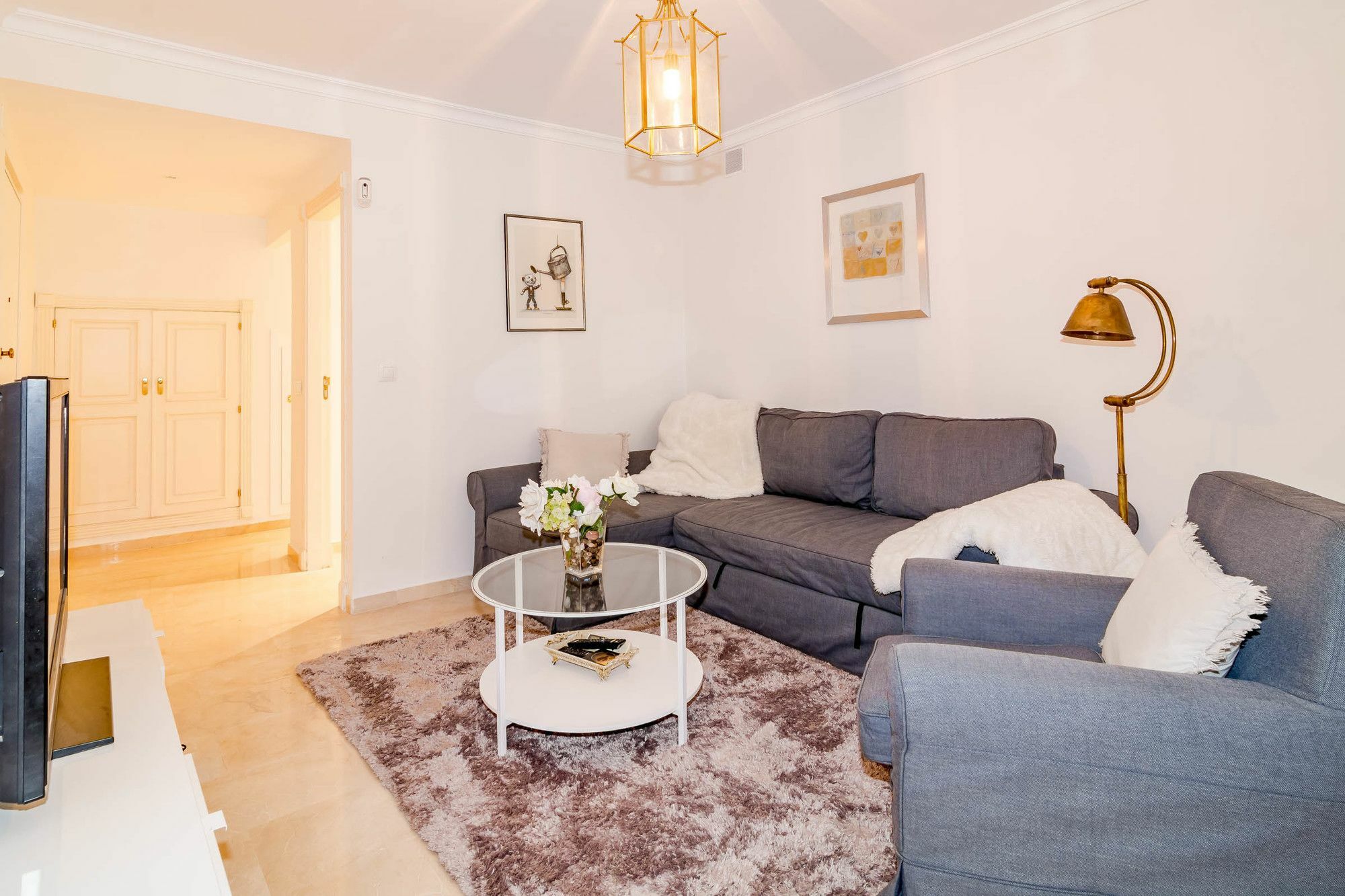 Aa-family Friendly 3 Bedroom Apartment *